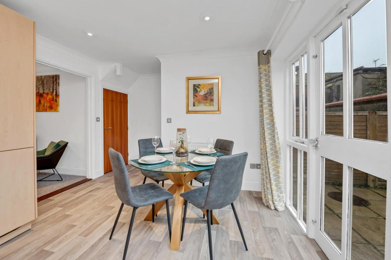 10 St Edmundsbury Mews Villa Bury St. Edmunds ภายนอก รูปภาพ